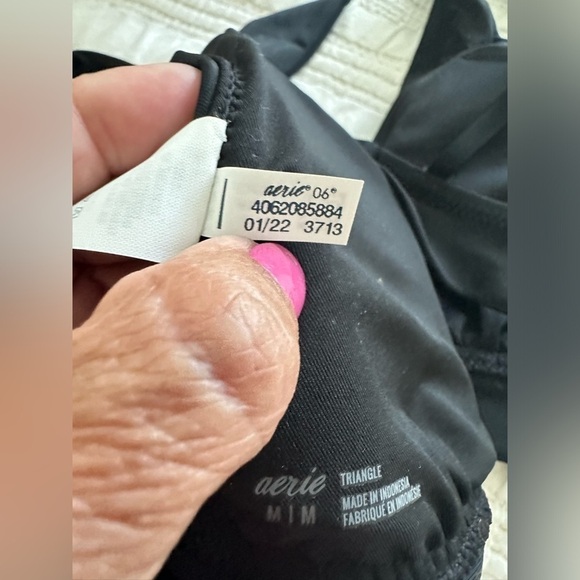 Aerie Black Triangle Tie Back Bikini Top Size Medium - Picture 9 of 11